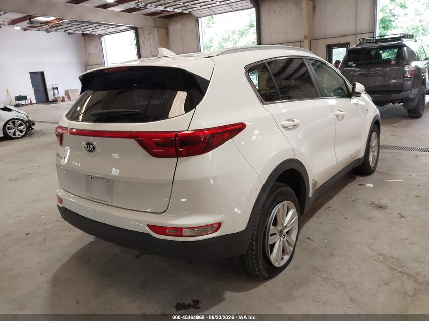 2017 Kia Sportage VIN KNDPMCAC6H7035545 IAAI salvage auction — SIDE, Salvage Title, sold $1,125 on 2026-07-30 (photo 4)