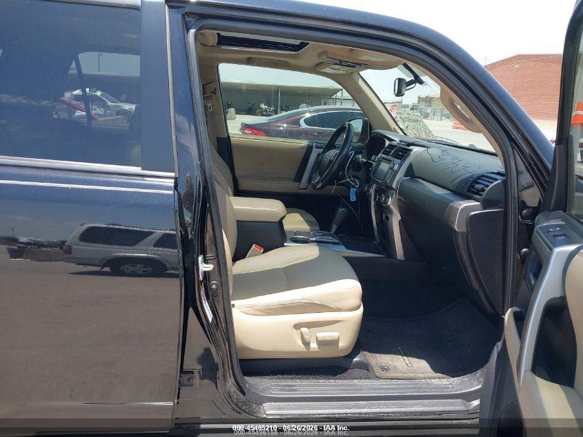 2015 Toyota 4runner VIN JTEZU5JR5F5087763 IAAI salvage auction — WATER/FLOOD, Salvage Title, sold $5,700 on 2026-07-29 (photo 5)
