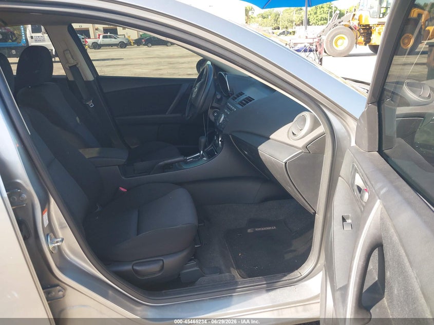 2010 Mazda 3 VIN JM1BL1SF8A1215905 IAAI salvage auction — RIGHT FRONT, Rebuildable (Florida), sold $375 on 2026-07-23 (photo 5)