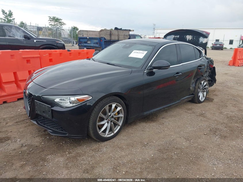 2017 Alfa romeo Giulia VIN ZARFAEDN7H7551514 IAAI salvage auction — REAR END, Wait Title, sold $2,375 on 2026-09-02 (photo 2)
