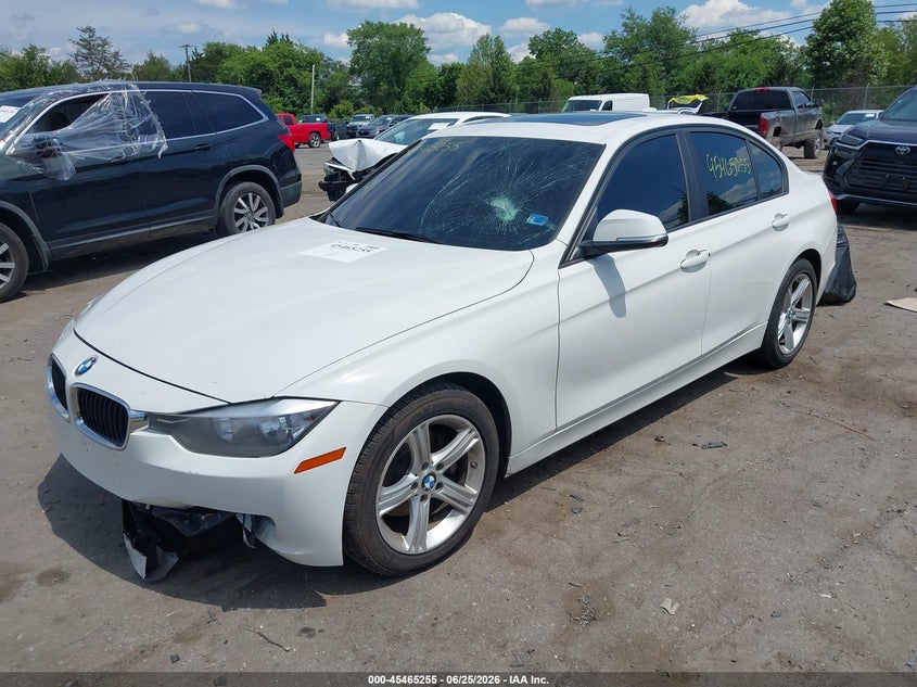 2014 BMW 3er VIN WBA3C1C59EK116212 IAAI salvage auction — FRONT END, Salvage Title, sold $500 on 2026-07-21 (photo 2)