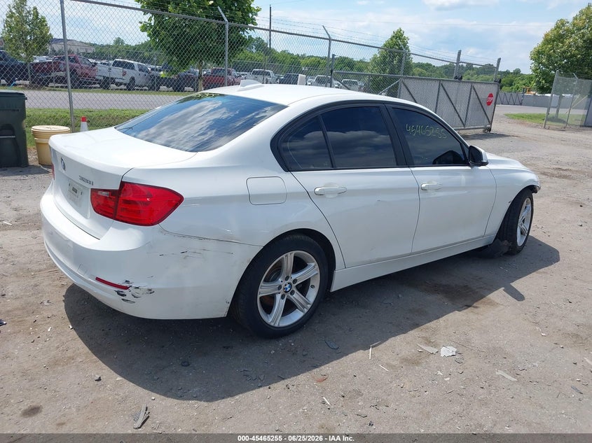 2014 BMW 3er VIN WBA3C1C59EK116212 IAAI salvage auction — FRONT END, Salvage Title, sold $500 on 2026-07-21 (photo 4)