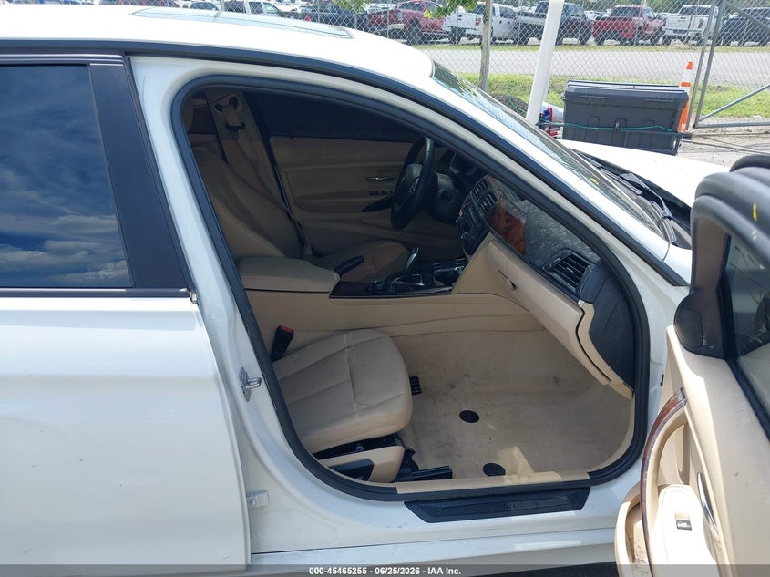 2014 BMW 3er VIN WBA3C1C59EK116212 IAAI salvage auction — FRONT END, Salvage Title, sold $500 on 2026-07-21 (photo 5)