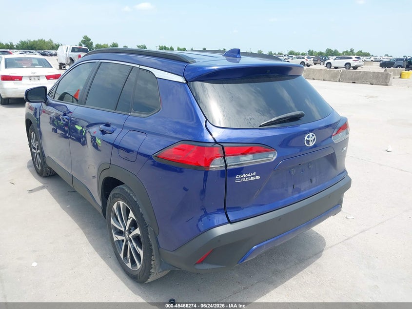 2023 Toyota Corolla cross VIN 7MUDAAAG5PV065083 IAAI salvage auction — SIDE, Original (Texas), sold $9,800 on 2026-08-02 (photo 3)
