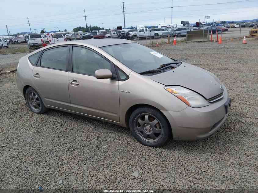 2007 Toyota Prius VIN JTDKB20U277613871 IAAI salvage auction — NORMAL WEAR, Clear - Public Restricted (Oregon), sold $700 on 2026-07-06 (photo 1)