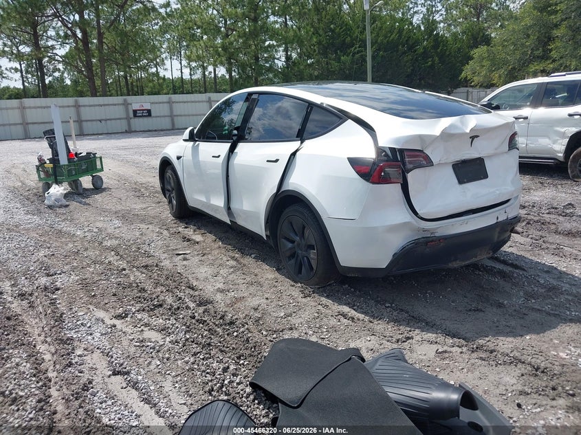 2024 Tesla Model y VIN 7SAYGDED0RA328180 IAAI salvage auction — REAR END, Rebuildable (Florida), sold $8,350 on 2026-07-23 (photo 3)
