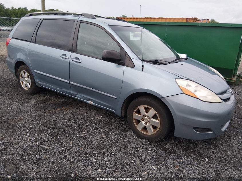 2007 Toyota Sienna VIN 5TDZK23C97S007068 IAAI salvage auction — NORMAL WEAR, Clear (Pennsylvania), sold $975 on 2026-07-13 (photo 1)