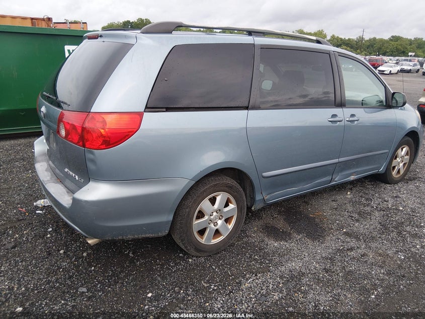 2007 Toyota Sienna VIN 5TDZK23C97S007068 IAAI salvage auction — NORMAL WEAR, Clear (Pennsylvania), sold $975 on 2026-07-13 (photo 4)