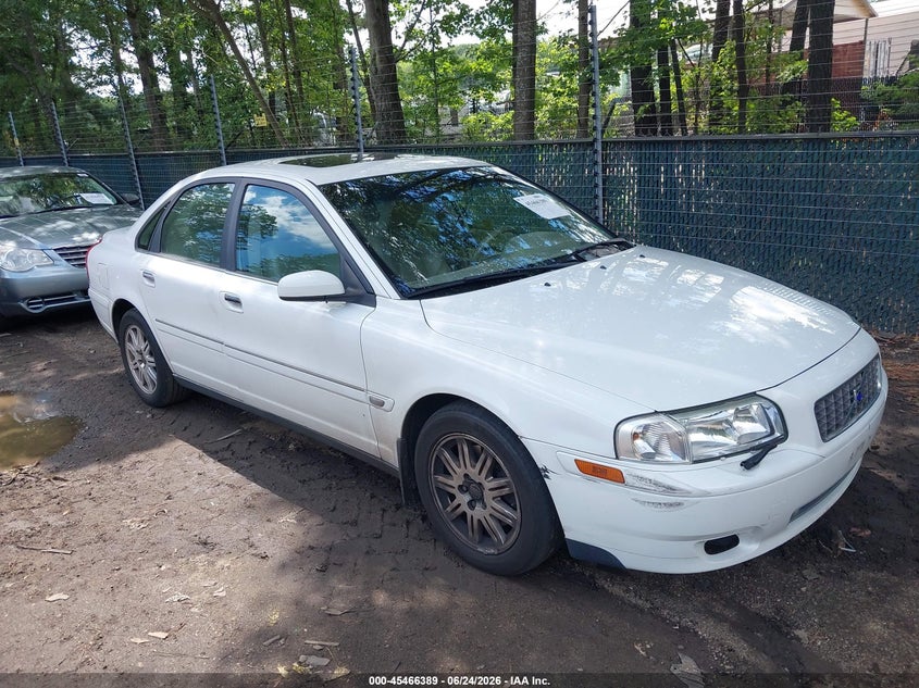 2004 Volvo S80 VIN YV1TS59H541371727 IAAI salvage auction — NORMAL WEAR, Clear (Virginia), sold $300 on 2026-07-09 (photo 1)