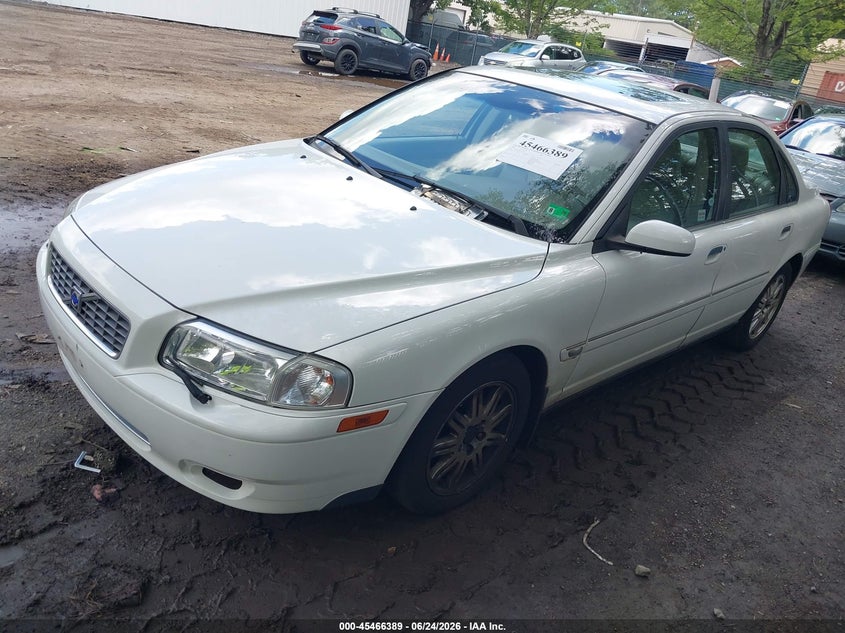 2004 Volvo S80 VIN YV1TS59H541371727 IAAI salvage auction — NORMAL WEAR, Clear (Virginia), sold $300 on 2026-07-09 (photo 2)