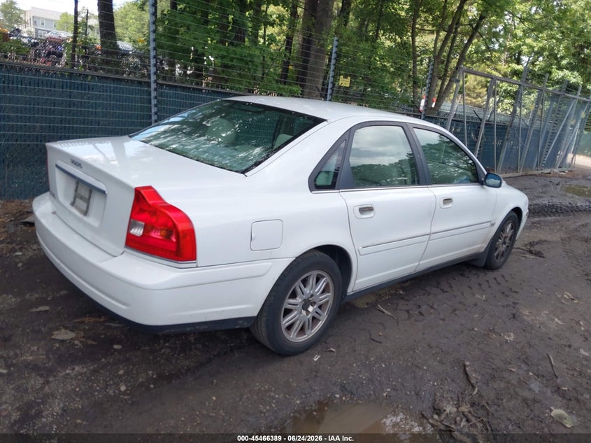 2004 Volvo S80 VIN YV1TS59H541371727 IAAI salvage auction — NORMAL WEAR, Clear (Virginia), sold $300 on 2026-07-09 (photo 4)