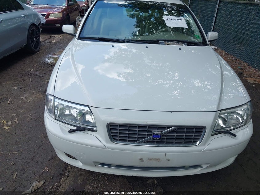 2004 Volvo S80 VIN YV1TS59H541371727 IAAI salvage auction — NORMAL WEAR, Clear (Virginia), sold $300 on 2026-07-09 (photo 6)