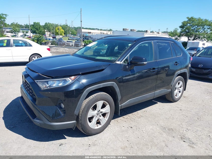 2019 Toyota Rav 4 VIN JTMP1RFV4KD033775 IAAI salvage auction — RIGHT FRONT, Salvage (Pennsylvania), sold $9,000 on 2026-07-08 (photo 2)