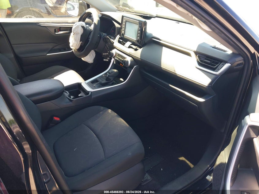 2019 Toyota Rav 4 VIN JTMP1RFV4KD033775 IAAI salvage auction — RIGHT FRONT, Salvage (Pennsylvania), sold $9,000 on 2026-07-08 (photo 5)