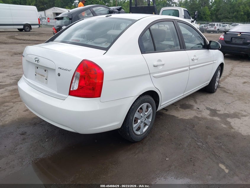 2009 Hyundai Accent VIN KMHCN46C49U355777 IAAI salvage auction — NORMAL WEAR, Clear (Virginia), sold $550 on 2026-07-10 (photo 4)