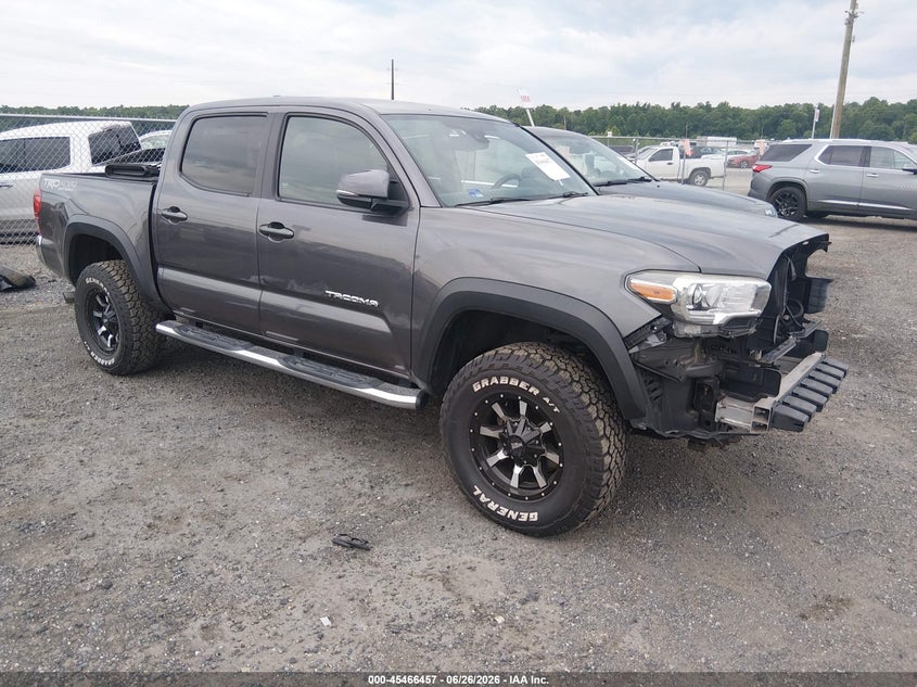 2018 Toyota Tacoma VIN 5TFCZ5AN8JX127081 IAAI salvage auction — FRONT END, Salvage Title, sold $12,450 on 2026-07-22 (photo 1)