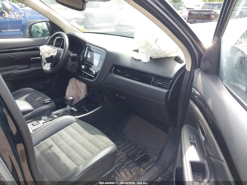 2020 Mitsubishi Outlander VIN JA4AZ3A35LZ045031 IAAI salvage auction — FRONT END, Salvage Title, sold $1,150 on 2026-07-28 (photo 5)