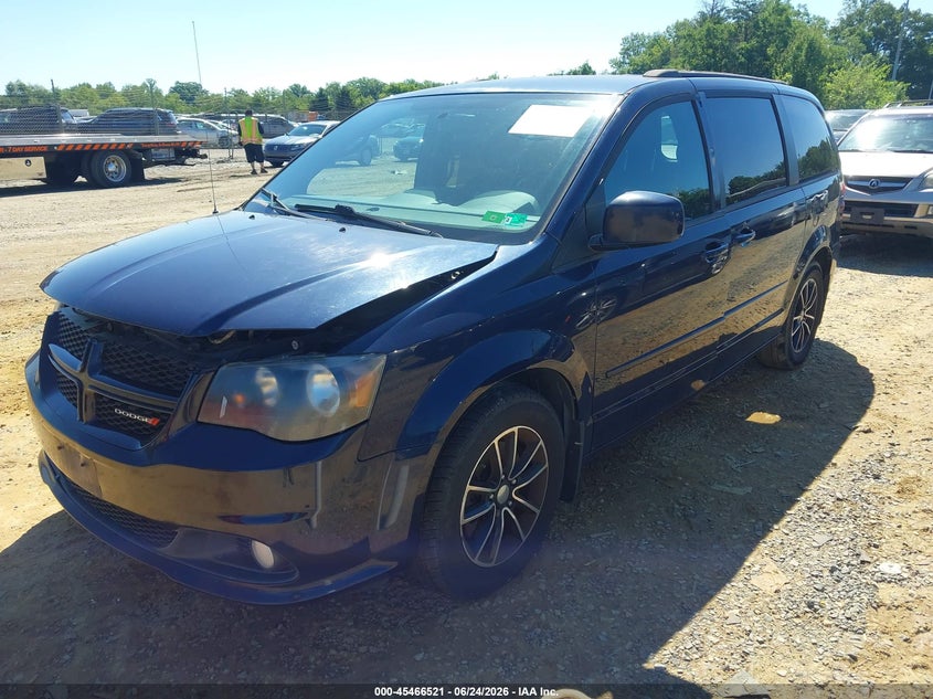 2015 Dodge Caravan VIN 2C4RDGEGXFR512275 IAAI salvage auction — NORMAL WEAR, Clear (Virginia), sold $525 on 2026-07-22 (photo 2)