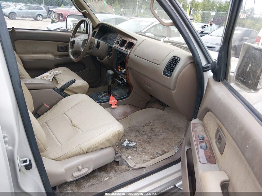 1998 Toyota 4runner VIN JT3GN87R2W0080322 IAAI salvage auction — NORMAL WEAR, Clear (Washington), sold $1,175 on 2026-07-29 (photo 5)