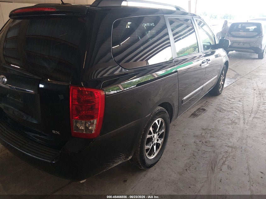 2014 Kia SEDONA VIN KNDMH4C77E6561472 IAAI salvage auction — NORMAL WEAR, Clear (Tennessee), sold $700 on 2026-07-13 (photo 4)
