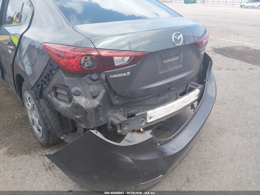 2014 Mazda 3 VIN JM1BM1T79E1136804 IAAI salvage auction — WATER/FLOOD, Salvage (Louisiana), sold $250 on 2026-08-31 (photo 6)