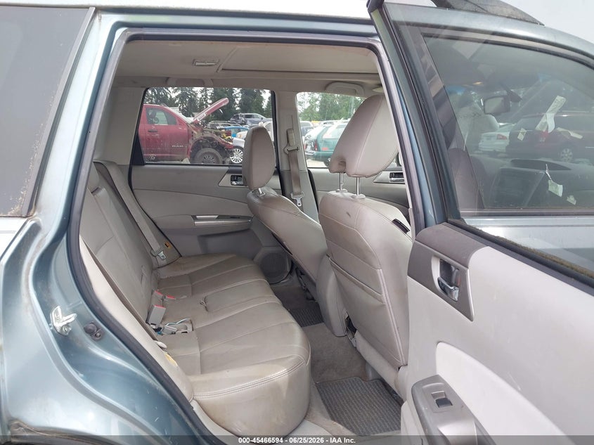 2009 Subaru Forester VIN JF2SH64679H777214 IAAI salvage auction — NORMAL WEAR, Clear (Washington), sold $325 on 2026-07-08 (photo 8)