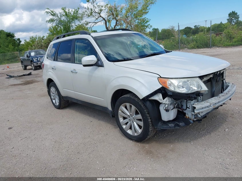 2012 Subaru Forester VIN JF2SHBDCXCH454619 IAAI salvage auction — FRONT END, Clear (Wisconsin), sold $850 on 2026-07-10 (photo 1)