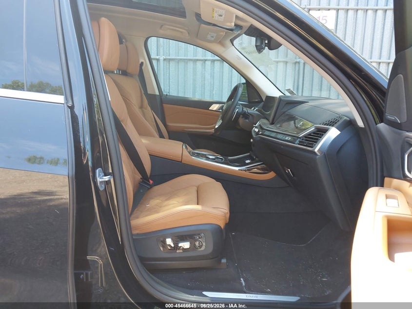 2026 BMW X7 VIN 5UX23EM06T9078045 IAAI salvage auction — THEFT, Clear (New Jersey), sold $55,050 on 2026-07-08 (photo 5)