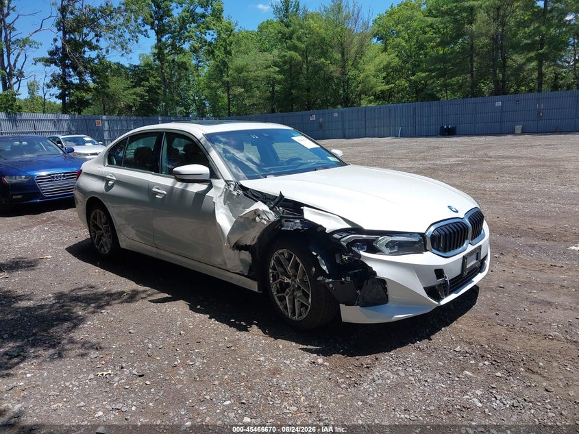2026 BMW VIN 3MW89CW01T8F89620 IAAI salvage auction — SIDE, Clear (New York), sold $25,550 on 2026-07-08 (photo 6)