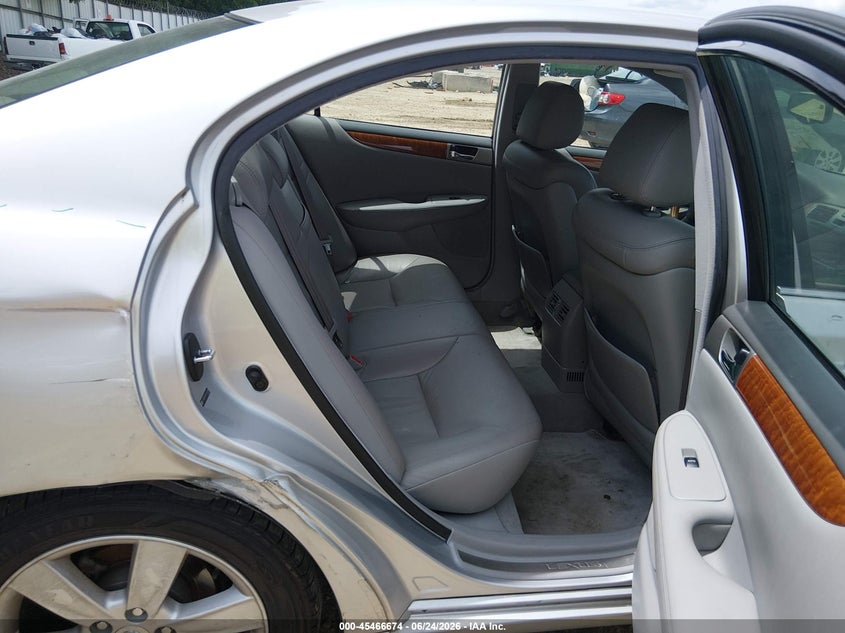 2006 Lexus ES VIN JTHBA30G565164956 IAAI salvage auction — REAR END, Salvage (Georgia), sold $800 on 2026-07-19 (photo 8)