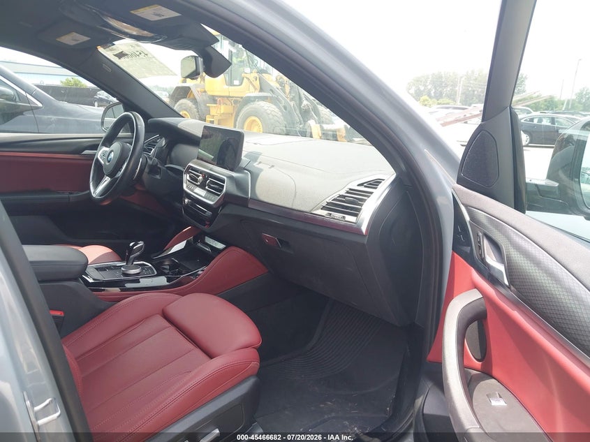 2023 BMW X4 VIN 5UX33DT09P9S11001 IAAI salvage auction — HAIL, Salvage Title, sold $26,150 on 2026-08-25 (photo 5)