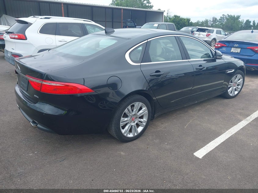 2016 Jaguar Xf VIN SAJBD4BVXGCY07407 IAAI salvage auction — RIGHT FRONT, Clear (Mississippi), sold $875 on 2026-07-09 (photo 4)