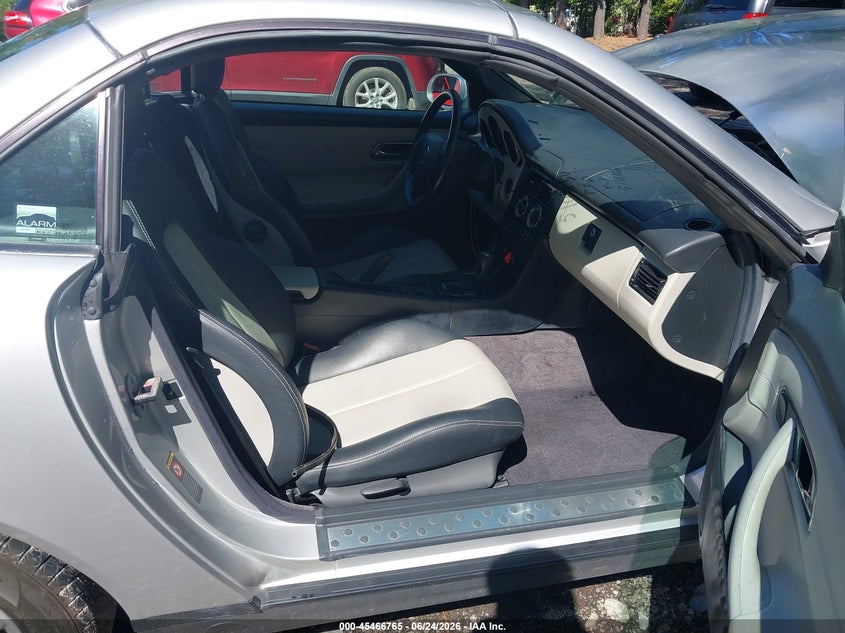1998 Mercedes-benz Slk-klasse VIN WDBKK47F6WF069753 IAAI salvage auction — FRONT END, Clear (Virginia), sold $225 on 2026-07-28 (photo 5)