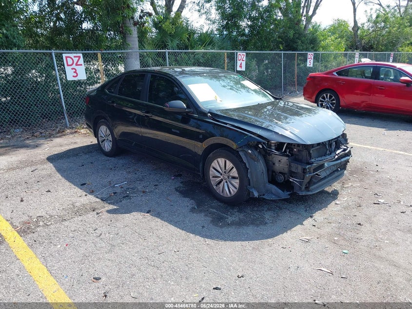2019 Volkswagen Jetta VIN 3VWC57BU8KM114400 IAAI salvage auction — FRONT END, Rebuildable (Florida), sold $2,400 on 2026-08-29 (photo 1)