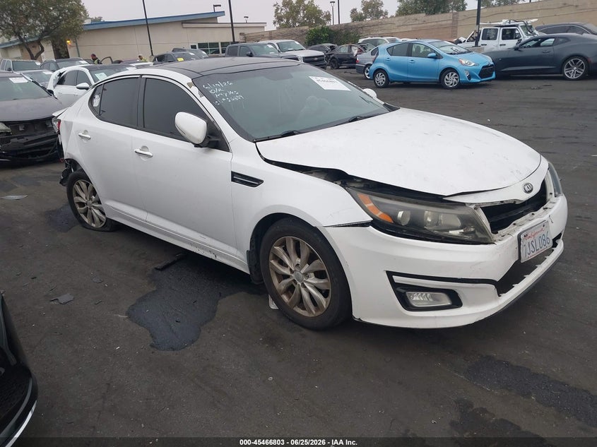 2015 Kia Optima VIN 5XXGN4A75FG426809 IAAI salvage auction — FRONT & REAR, Salvage Certificate (California), sold $500 on 2026-07-10 (photo 1)