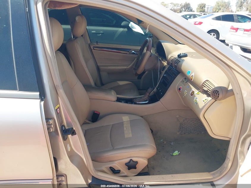 2002 Mercedes-benz C class VIN WDBRF61J12F283751 IAAI salvage auction — LEFT REAR, Salvage (California), sold $400 on 2026-07-16 (photo 5)
