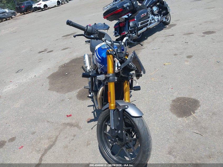 2024 Triumph motorcycle Speed VIN SMTT127Y7RNA15682 IAAI salvage auction — FRONT END, Mv-907A (New York), sold $575 on 2026-07-22 (photo 5)