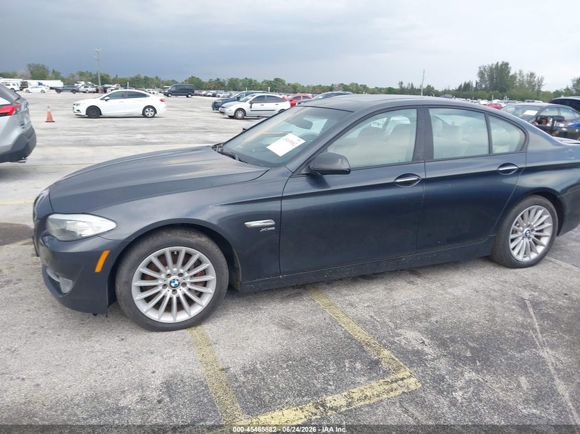 2012 BMW 5er VIN WBAFU7C54CDU58133 IAAI salvage auction — NORMAL WEAR, Clear (New York), sold $375 on 2026-07-23 (photo 2)