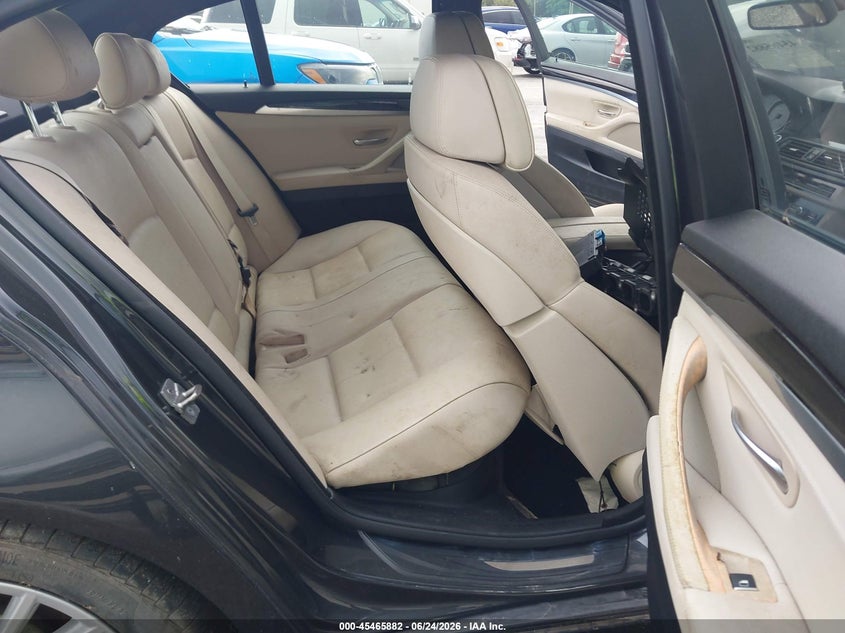 2012 BMW 5er VIN WBAFU7C54CDU58133 IAAI salvage auction — NORMAL WEAR, Clear (New York), sold $375 on 2026-07-23 (photo 8)
