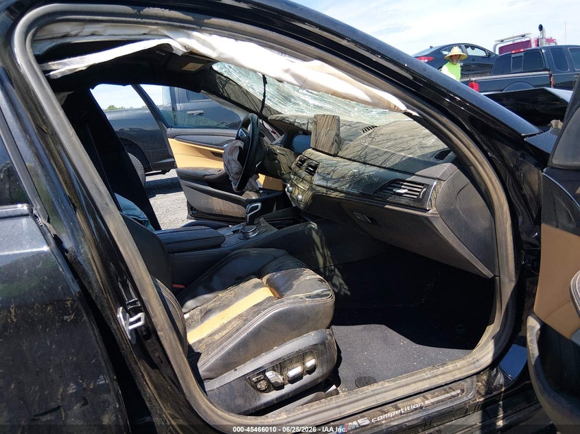 2022 BMW M5 VIN WBS83CH09NCH61112 IAAI salvage auction — ALL OVER, Wait Title, sold $16,950 on 2026-08-24 (photo 5)