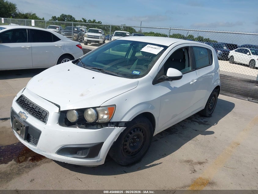 2015 Chevrolet SONIC VIN 1G1JA6SH7F4172429 IAAI salvage auction — NORMAL WEAR, Clear (Texas), sold $825 on 2026-07-09 (photo 2)