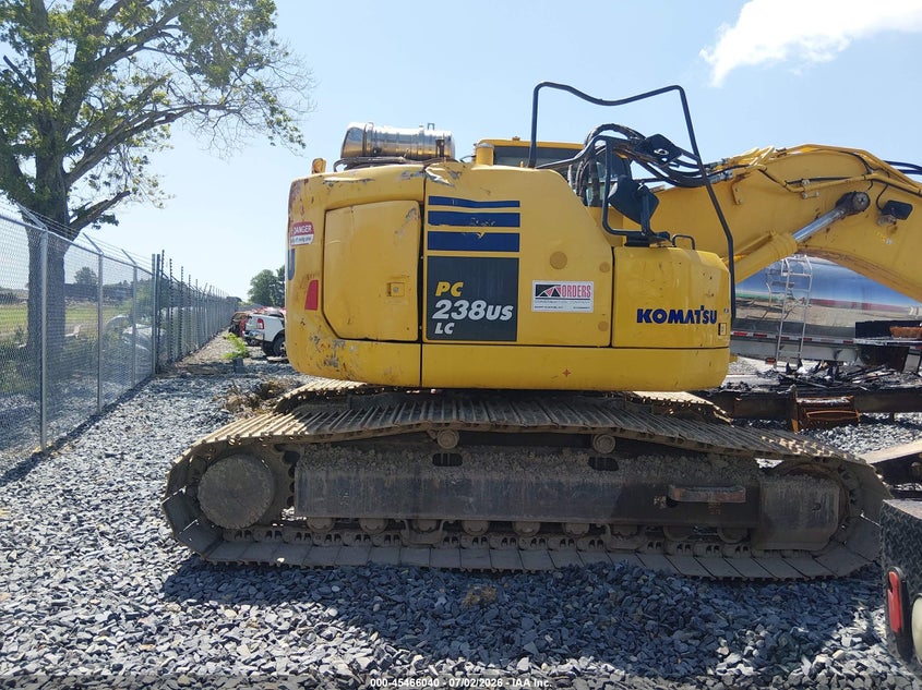 2020 Komatsu Pc238us lc-11 excavator VIN KMTPC276VKC006882 IAAI salvage auction — ROLLOVER, Bill Of Sale (West Virginia), sold $27,750 on 2026-07-08 (photo 6)