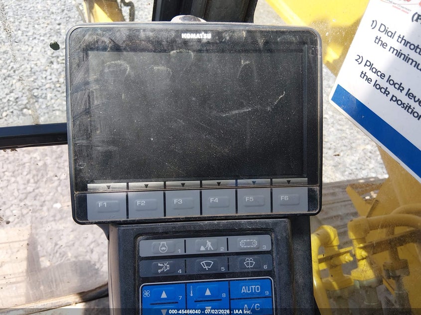 2020 Komatsu Pc238us lc-11 excavator VIN KMTPC276VKC006882 IAAI salvage auction — ROLLOVER, Bill Of Sale (West Virginia), sold $27,750 on 2026-07-08 (photo 7)