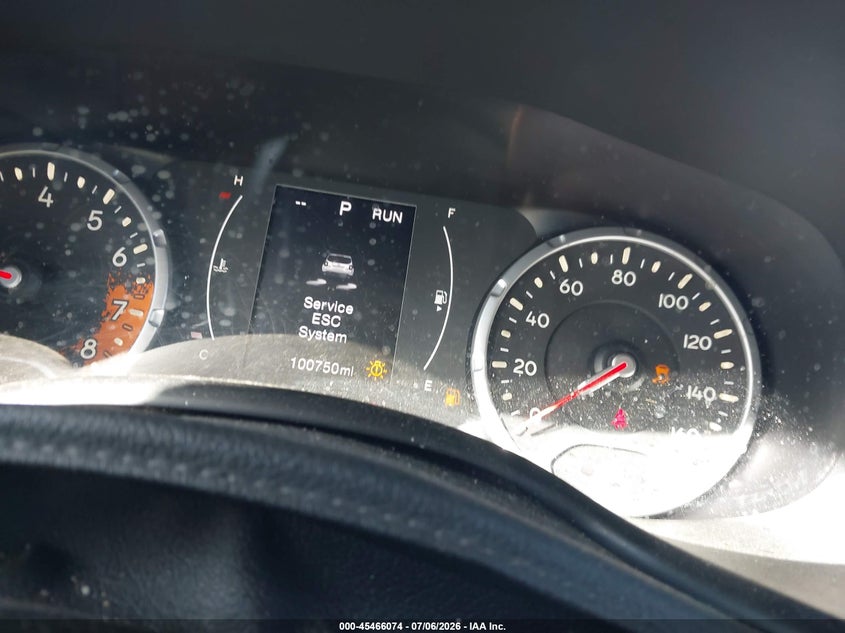 2015 Jeep Renegade VIN ZACCJABT0FPB69384 IAAI salvage auction — SIDE, Salvage Title, sold $1,050 on 2026-07-22 (photo 7)