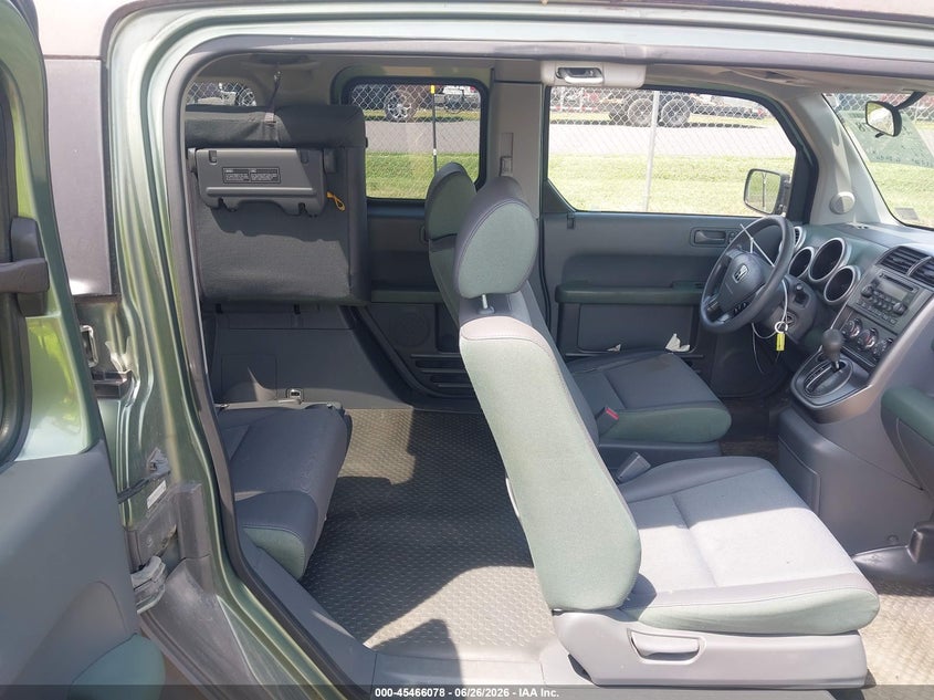 2003 Honda Element VIN 5J6YH28533L043493 IAAI salvage auction — UNKNOWN, Clear (Virginia), sold $1,150 on 2026-07-09 (photo 8)
