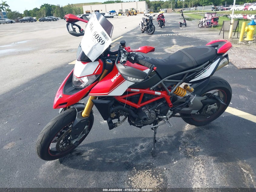 2020 Ducati Hypermotard VIN ZDMBAJDT1LB005737 IAAI salvage auction — RIGHT FRONT, Rebuildable (Florida), sold $5,400 on 2026-07-15 (photo 2)
