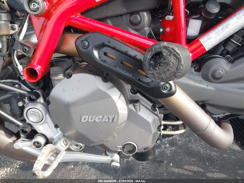 2020 Ducati Hypermotard VIN ZDMBAJDT1LB005737 IAAI salvage auction — RIGHT FRONT, Rebuildable (Florida), sold $5,400 on 2026-07-15 (photo 8)
