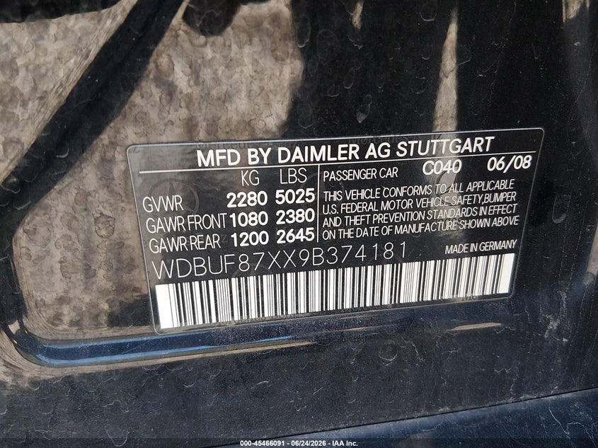 2009 Mercedes-benz E-class VIN WDBUF87XX9B374181 IAAI salvage auction — WATER/FLOOD, Salvage (Ohio), sold $300 on 2026-08-18 (photo 9)