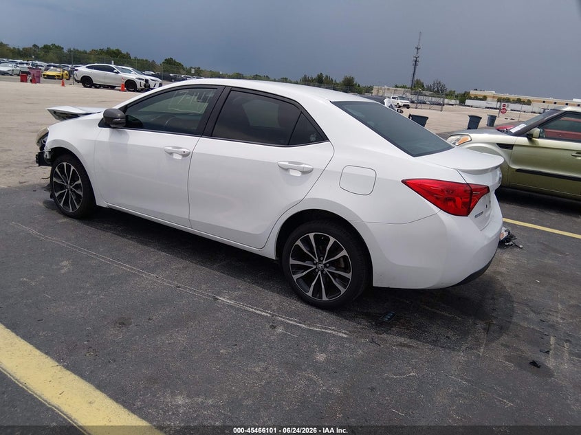 2018 Toyota Corolla VIN 5YFBURHE1JP784388 IAAI salvage auction — RIGHT FRONT, Rebuildable (Florida), sold $3,050 on 2026-07-30 (photo 3)