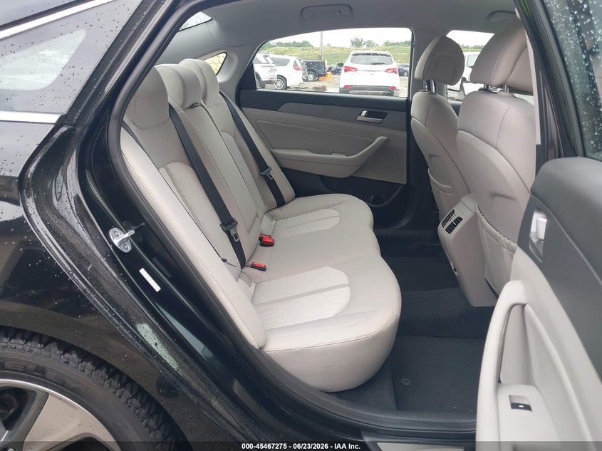 2017 Hyundai Sonata hybrid VIN KMHE14L22HA066123 IAAI salvage auction — ALL OVER, Sf97 (New Hampshire), sold $8,300 on 2026-07-23 (photo 8)